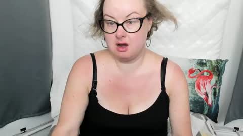 Snapshot of bonnieshining chatting on 07-13-26, 03:53 Bonnie online show from 07-13-26, 03:53