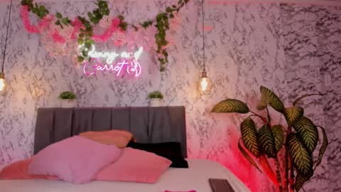 bonny_and_carrot online show from 02-21-26, 07:26