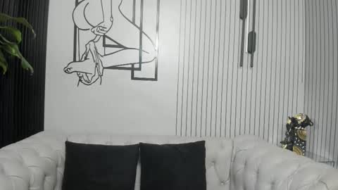 Snapshot of bonny_petite chatting on 02-21-26, 11:11 Vicky online show from 02-21-26, 11:11