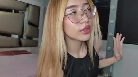 Snapshot of bonnyloo chatting on 07-24-26, 03:26 bonnyloo online show from 07-24-26, 03:26