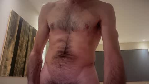 Snapshot of bonzo21 chatting on 04-22-26, 08:32 bonzo21 online show from 04-22-26, 08:32