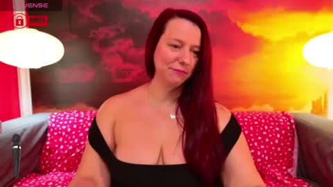 Snapshot of boobyianax chatting on 11-17-25, 07:14 BoobyIANAx online show from 11-17-25, 07:14