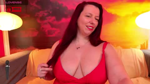 Snapshot of boobyianax chatting on 11-26-25, 02:51 BoobyIANAx online show from 11-26-25, 02:51