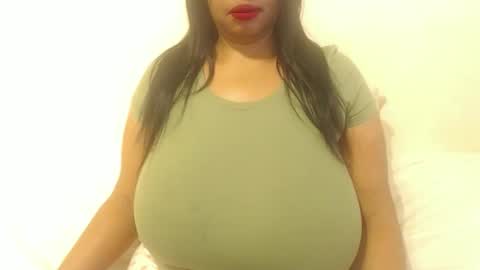 boobyqueen online show from 11-03-25, 05:31