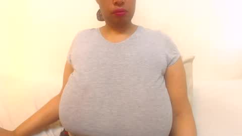 boobyqueen online show from 07-10-26, 09:12