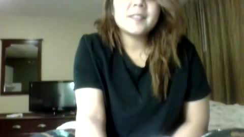 Snapshot of bookishdivya chatting on 11-18-25, 02:06 Divya online show from 11-18-25, 02:06