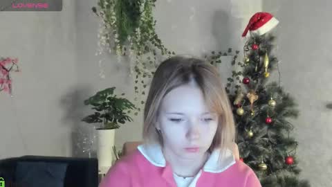 Milena online show from 12-19-25, 02:07
