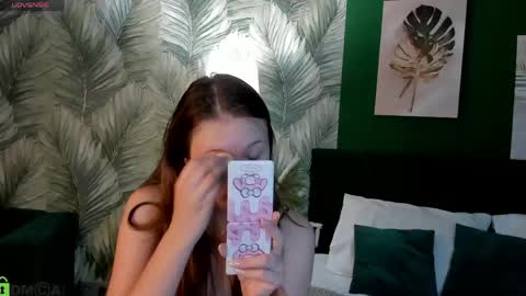 Snapshot of booozekirs_ chatting on 05-30-26, 03:14 Milena online show from 05-30-26, 03:14