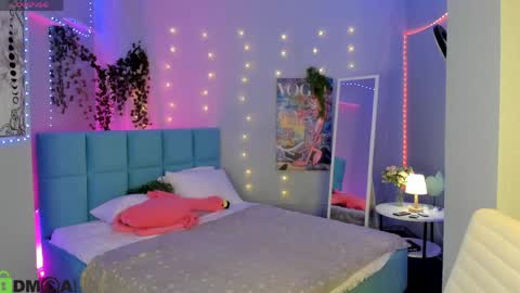 Snapshot of booozekirs_ chatting on 06-02-26, 02:57 Milena online show from 06-02-26, 02:57