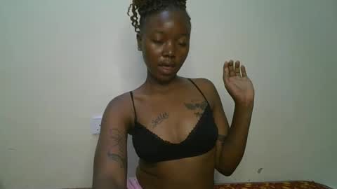 Snapshot of bootybabe0 chatting on 02-20-26, 06:37 bootybabe0 online show from 02-20-26, 06:37