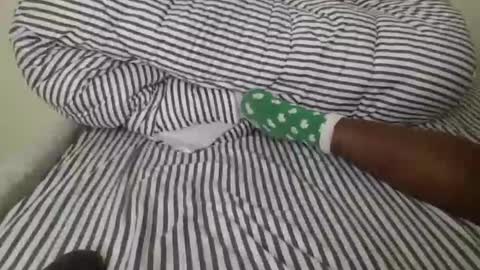 pretty online show from 09-11-25, 06:02