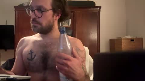 Snapshot of booyyy12 chatting on 06-23-26, 01:36 BoYYYOOO online show from 06-23-26, 01:36