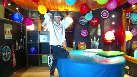 boranget online show from 10-18-25, 11:11