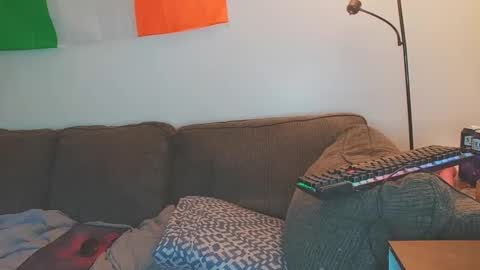 boredandirish21 online show from 09-21-25, 01:13