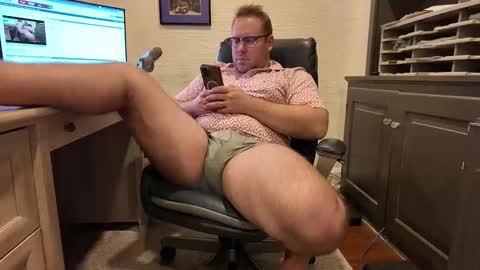 Boredhorndog online show from 04-15-26, 04:52