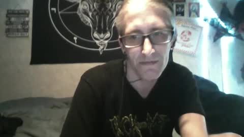 Snapshot of borisprice chatting on 01-21-25, 06:00 Boris Price online show from 01-21-25, 06:00