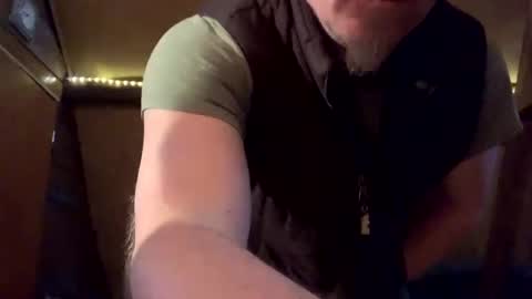 Snapshot of borndaniel634423 chatting on 02-26-25, 04:35 borndaniel634423 online show from 02-26-25, 04:35