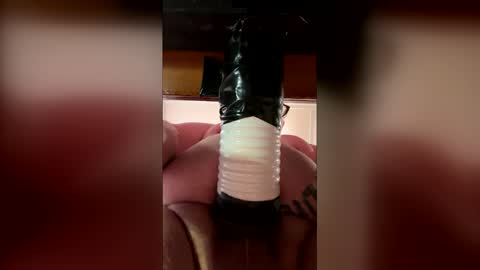 bornoferos1975 online show from 03-11-26, 08:42