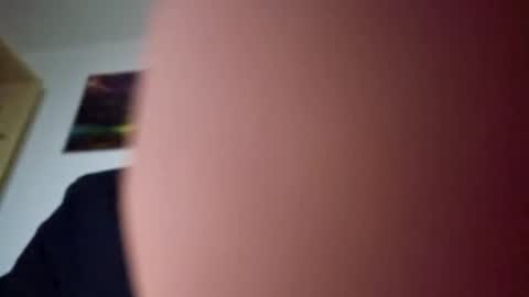 Snapshot of bosca87 chatting on 04-15-26, 11:05 Bosca087 online show from 04-15-26, 11:05