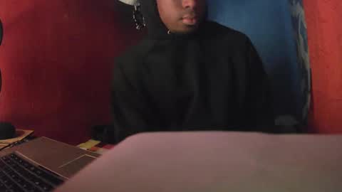 boss_playa98 online show from 03-01-25, 10:24