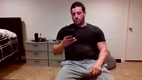 The Italian Boss  online show from 11-29-25, 09:29