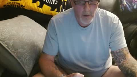 Snapshot of bostonguy1969 chatting on 04-20-26, 04:48 bostonguy1969 online show from 04-20-26, 04:48