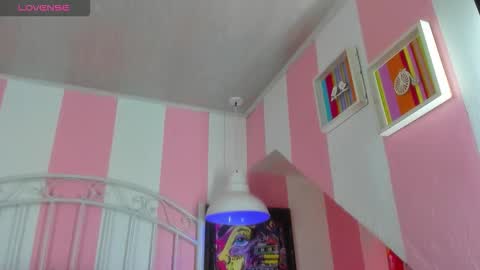 bouncing_bunnyxxx69 online show from 03-18-26, 04:15