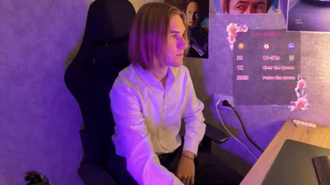 bovena online show from 10-23-25, 03:44