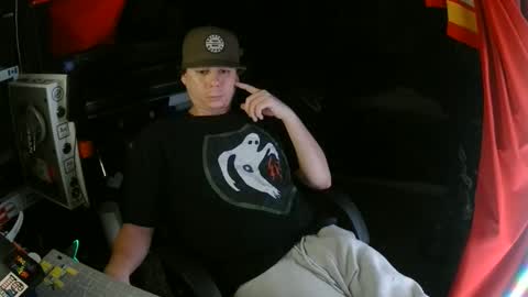 Bowerboi1217 online show from 11-27-25, 12:40