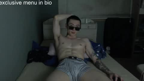 boxman556990 online show from 03-25-26, 10:21