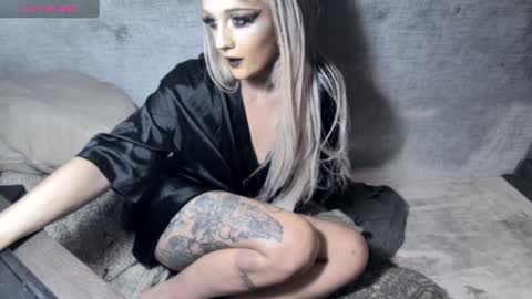 Snapshot of boxybabee chatting on 02-17-25, 02:20 Boxy online show from 02-17-25, 02:20