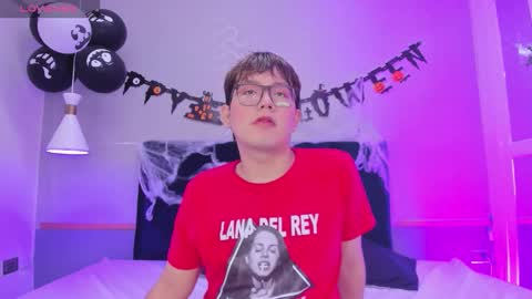 boy2boy_aheat online show from 10-18-25, 12:17