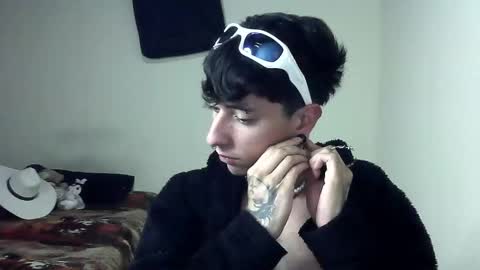 Boy Astro online show from 01-17-25, 12:52