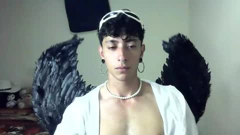 Boy Astro online show from 01-21-25, 04:16