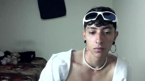 Boy Astro online show from 01-24-25, 04:49