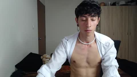 Boy Astro online show from 02-19-25, 03:06