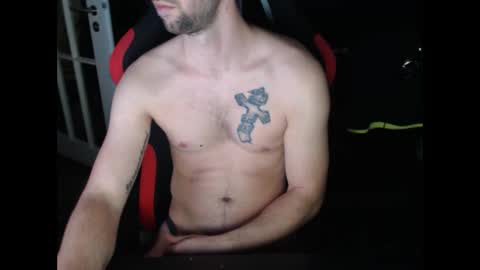 boy_t0y89 online show from 12-10-24, 06:49