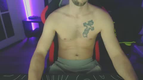 boy_t0y89 online show from 01-27-25, 06:09