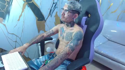 Snapshot of boy_tatto77 chatting on 02-12-26, 07:09 boy_tatto77 online show from 02-12-26, 07:09