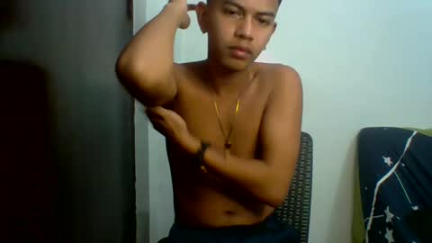 boyax16 online show from 12-13-24, 07:43