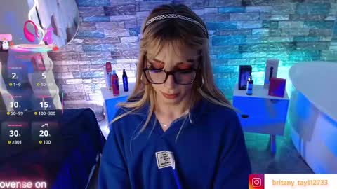 Snapshot of boyfox_tay chatting on 09-14-25, 03:49 boyfox_tay online show from 09-14-25, 03:49