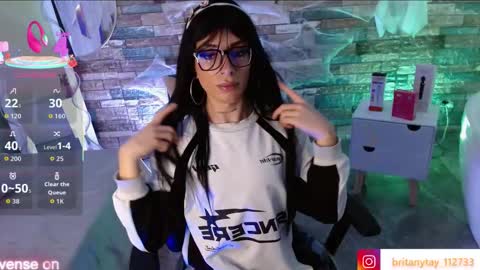 Snapshot of boyfox_tay chatting on 10-13-25, 03:50 boyfox_tay online show from 10-13-25, 03:50
