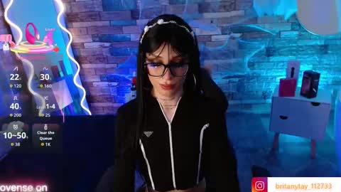 Snapshot of boyfox_tay chatting on 10-16-25, 04:35 boyfox_tay online show from 10-16-25, 04:35