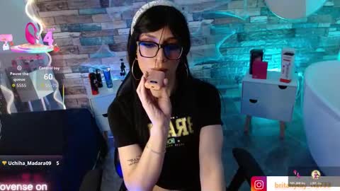 Snapshot of boyfox_tay chatting on 10-24-25, 03:58 boyfox_tay online show from 10-24-25, 03:58