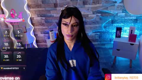 Snapshot of boyfox_tay chatting on 10-27-25, 04:05 boyfox_tay online show from 10-27-25, 04:05