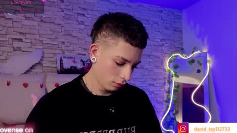 Snapshot of boyfox_tay chatting on 02-17-26, 07:31 boyfox_tay online show from 02-17-26, 07:31