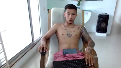 boyhot_sw online show from 10-23-25, 08:51