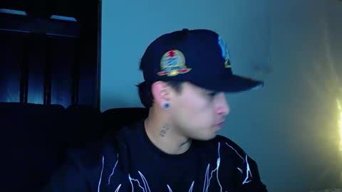 Snapshot of boylatin_777 chatting on 01-17-26, 11:41 miguel online show from 01-17-26, 11:41