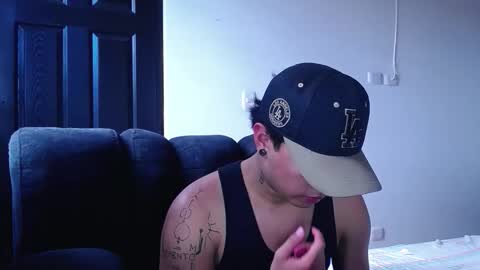 Snapshot of boylatin_777 chatting on 01-18-26, 08:56 miguel online show from 01-18-26, 08:56