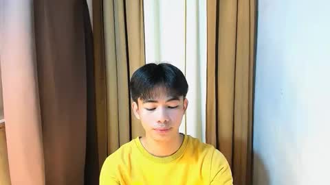 Snapshot of boynextdoor4ux chatting on 04-26-26, 01:47 HI IM JAMES DONT FORGET GIVE ME THUMBS UP AND JOIN TO MY FANCLUB online show from 04-26-26, 01:47